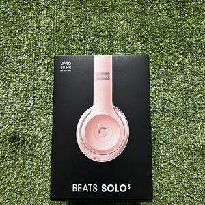 Solo3 Pink and Gold On-Ear Headphones with Sleek Design